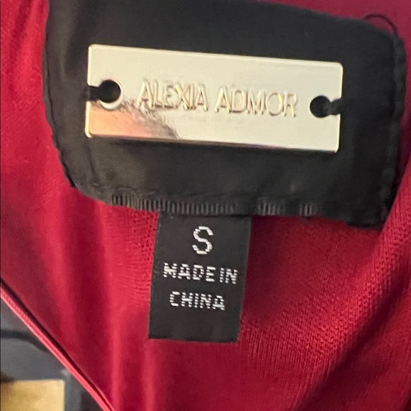 Alexia Admor Rich Burgundy Midi Dress - Picture 3 of 3